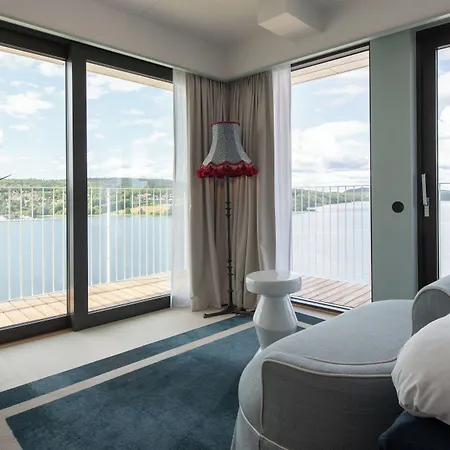 Riviera Hotel Moss