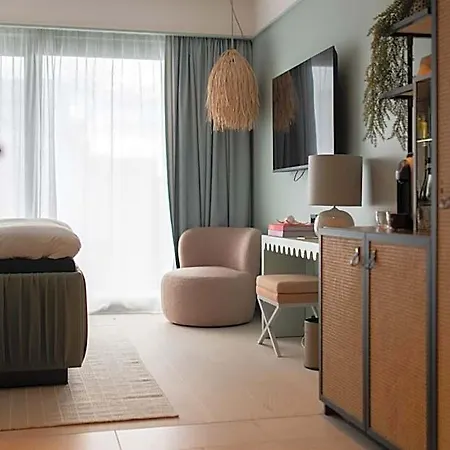 Riviera Hotel