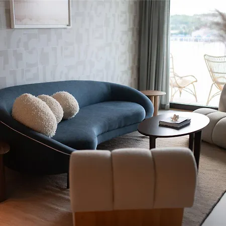 ホテル Riviera 4*